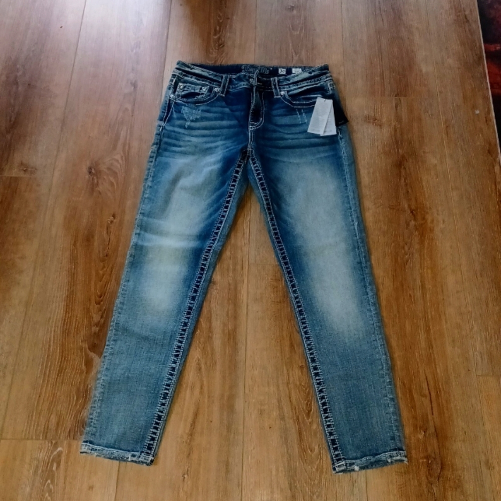 NWT Miss Me Hailey skinny jeans size 30